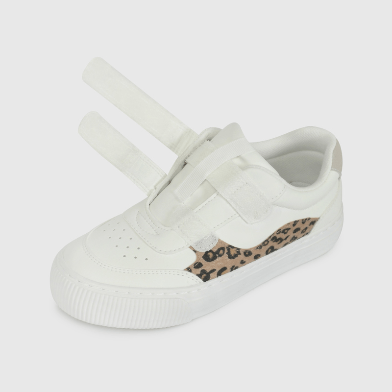 Zapatilla Blanca con Estrella y Animal Print de Niño talla 28 a 38