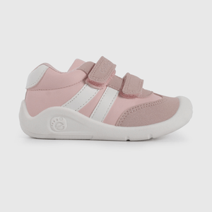 Zapatilla Urbana Rosada de Primeros Pasos talla 18 a 21