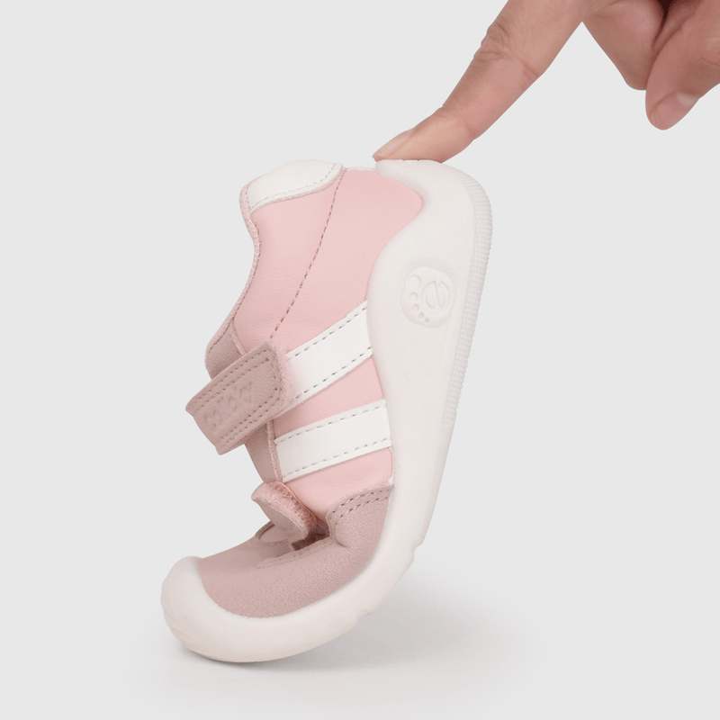 Zapatilla Urbana Rosada de Primeros Pasos talla 18 a 21