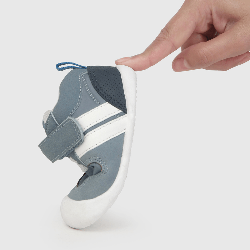 Zapatilla Urbana Azul de Gateador talla 17 a 20