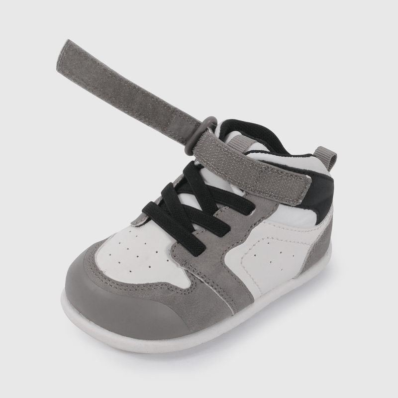 Zapatilla Urbana Gris Caña Media de Primeros Pasos talla 18 a 21