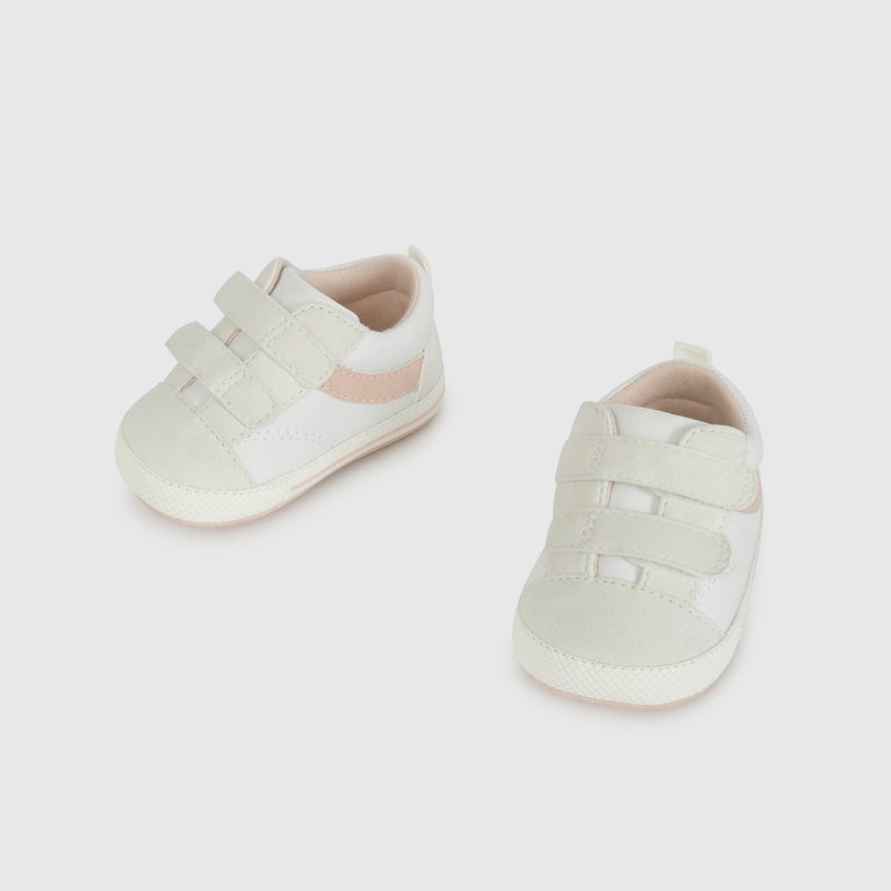 Zapatilla Urbana Blanca de Bebé talla 14 a 18