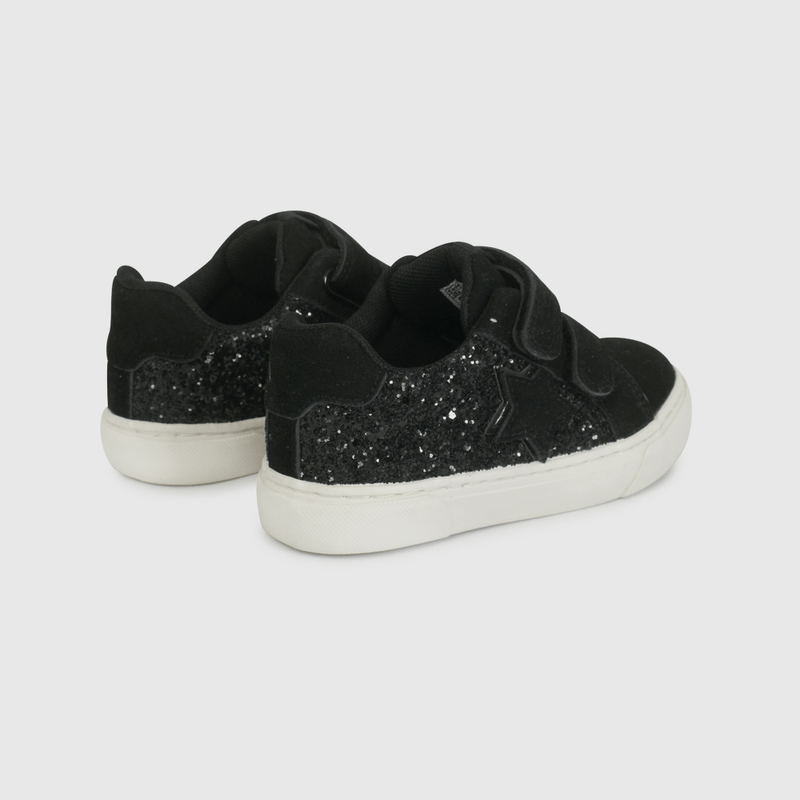 Zapatilla Negra con Estrella y Brillos de Caminante talla 21 a 27