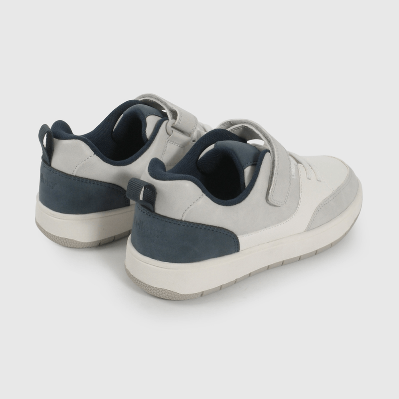 Zapatilla Urbana Skate Blanca y Gris de Niño talla 28 a 38
