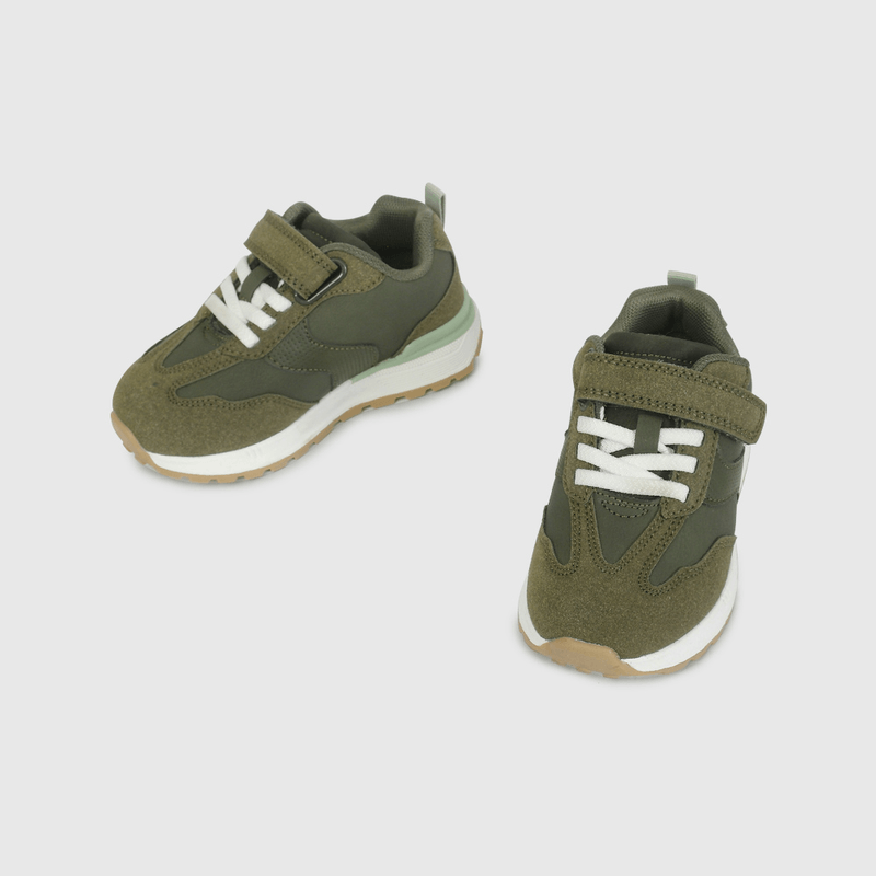 Zapatilla Urbana Verde de Caminante con Velcro talla 21 a 27