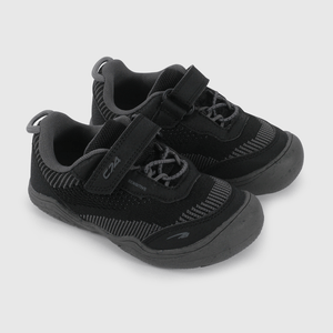 Zapatilla Outdoor Flexible Negra de Caminante talla 21 a 27