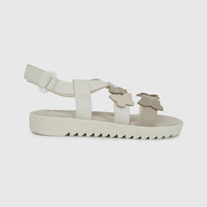 Sandalia Blanca con Aplicación de Mariposas de Caminante talla 21 a 27