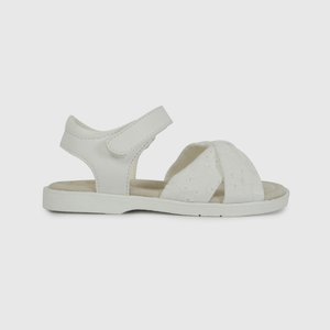 Sandalia de Broderie Blanca de Caminante talla 21 a 27