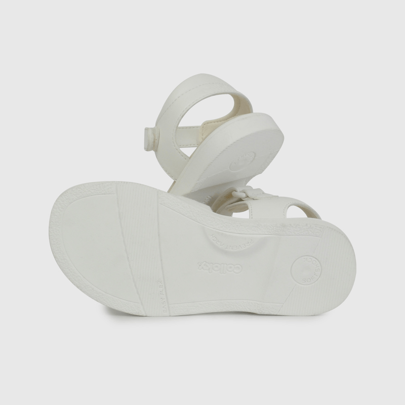 Sandalia de Broderie Blanca de Caminante talla 21 a 27