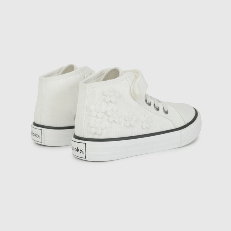 Zapatilla de Lona Blanca con Aplicaciones de Flores de Caminante talla 21 a 27
