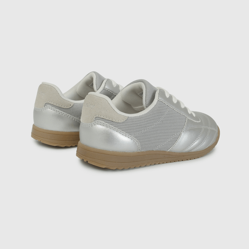 Zapatilla Urbana Metalizada Plateada de Niño talla 28 a 38