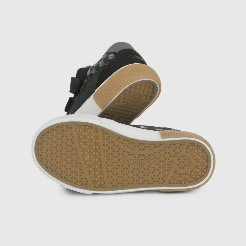 Zapatilla Urbana Negra con Cuadros de Caminante talla 21 a 27