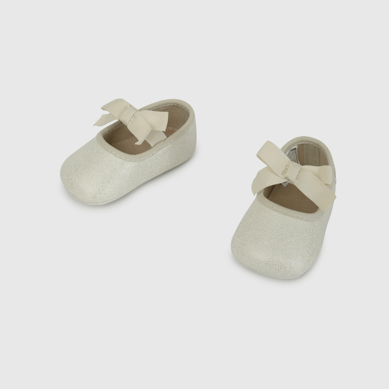Ballerina Blanca con Lazo de Bebé talla 14 a 18