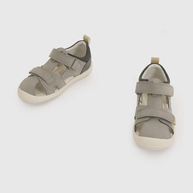 Sandalia de Vestir Gris de Caminante talla 21 a 27