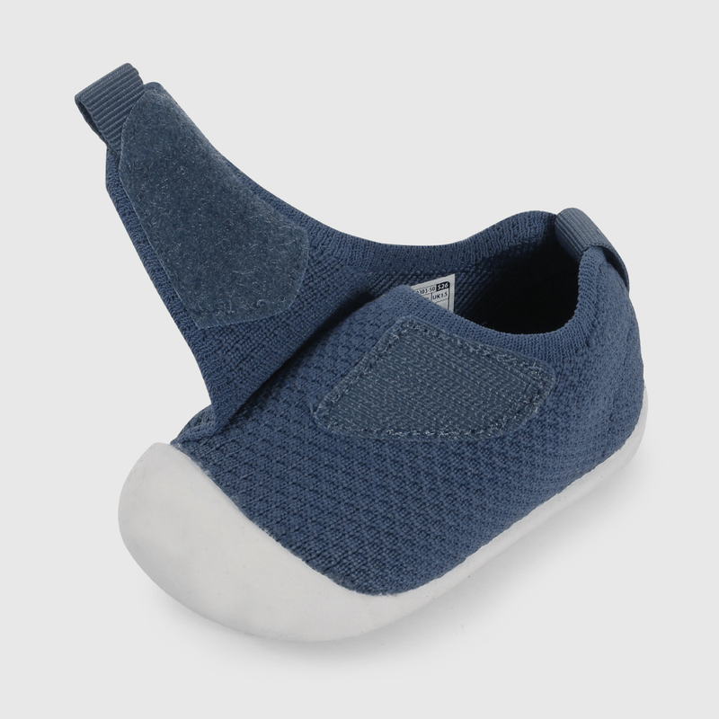 Zapatilla de niño para Gateador Urbana Morada Talla 17 al 20