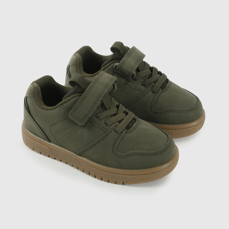Zapatilla Urbana Verde de Caminante talla 21 a 27