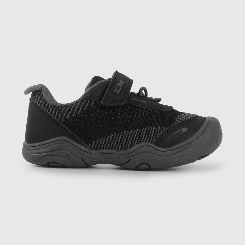Zapatilla Outdoor Flexible Negra de Caminante talla 21 a 27
