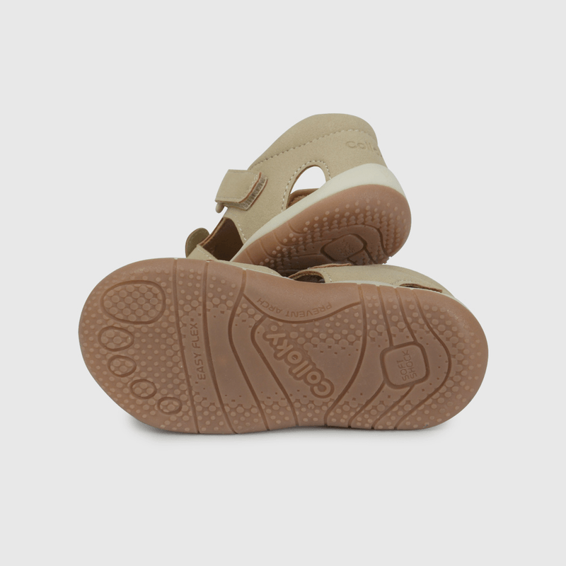 Sandalia Cangrejera con Diseño de Oso Beige de Primeros Pasos talla 18 a 21
