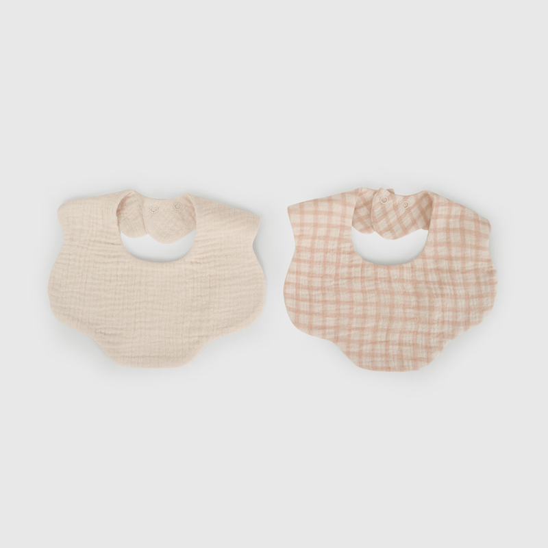 Packs Dos Baberos Impermeables Rosado Cuadrille de New born talla Única