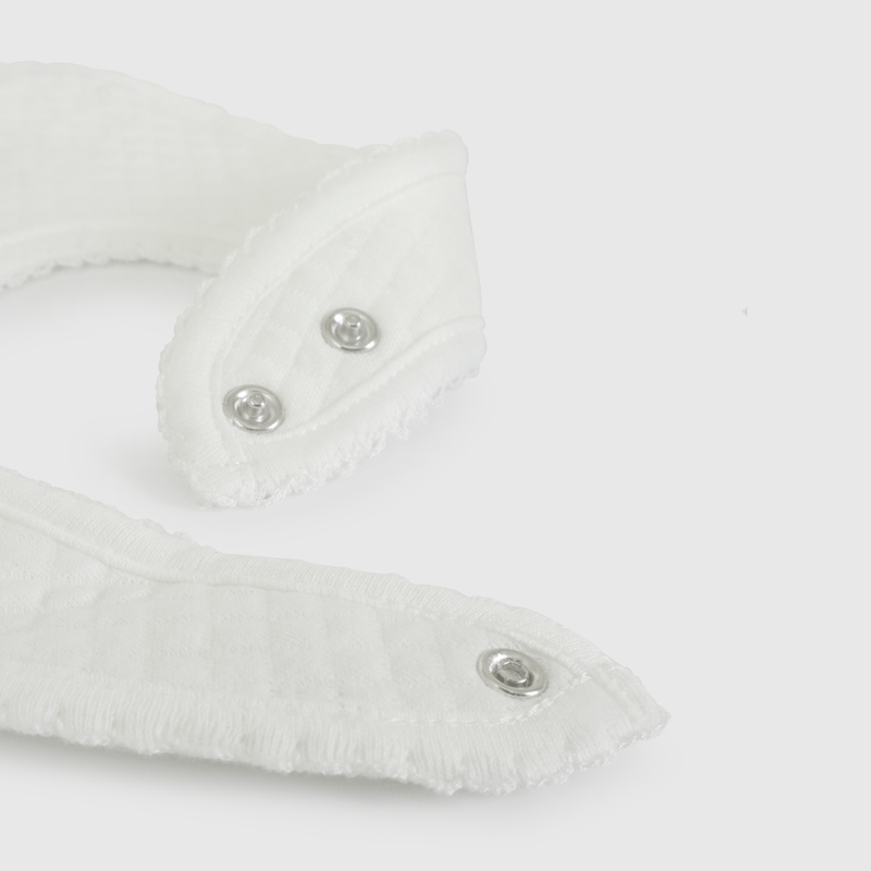 Pack Dos Baberos Impermeable Blanco Unisex de New born talla Única