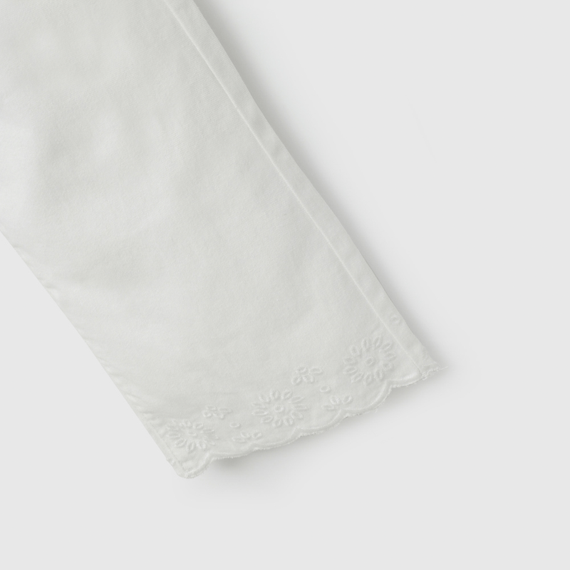 Pantalón Blanco Ancho Bordado  de Niña talla 3 a 12 Años