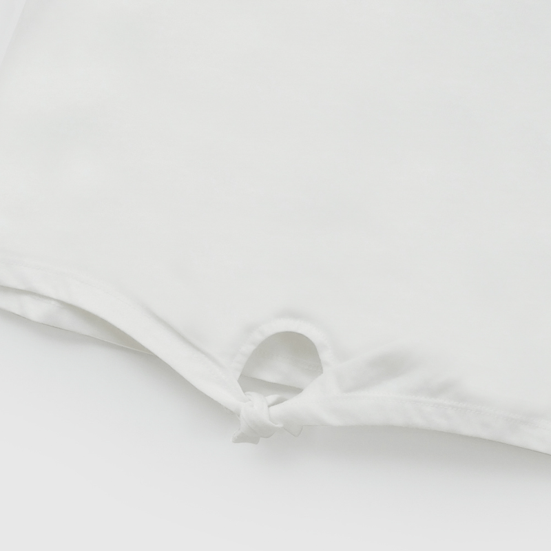 Polera Blanca Soles Bordados de Niña talla 3 a 12 Años