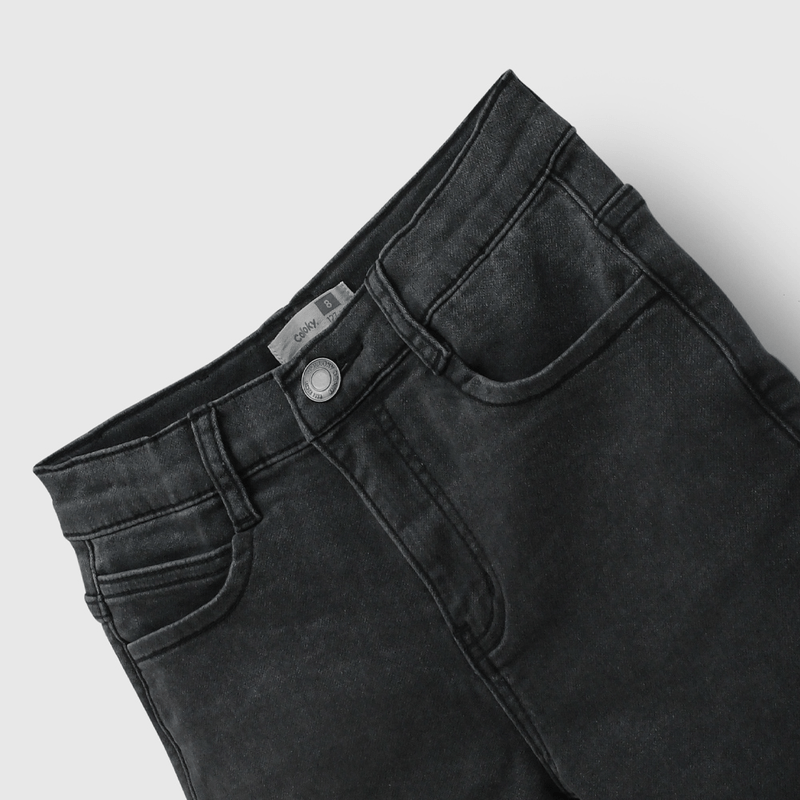 Bermuda Negra Elasticada de Niño talla 3 a 12 añoss