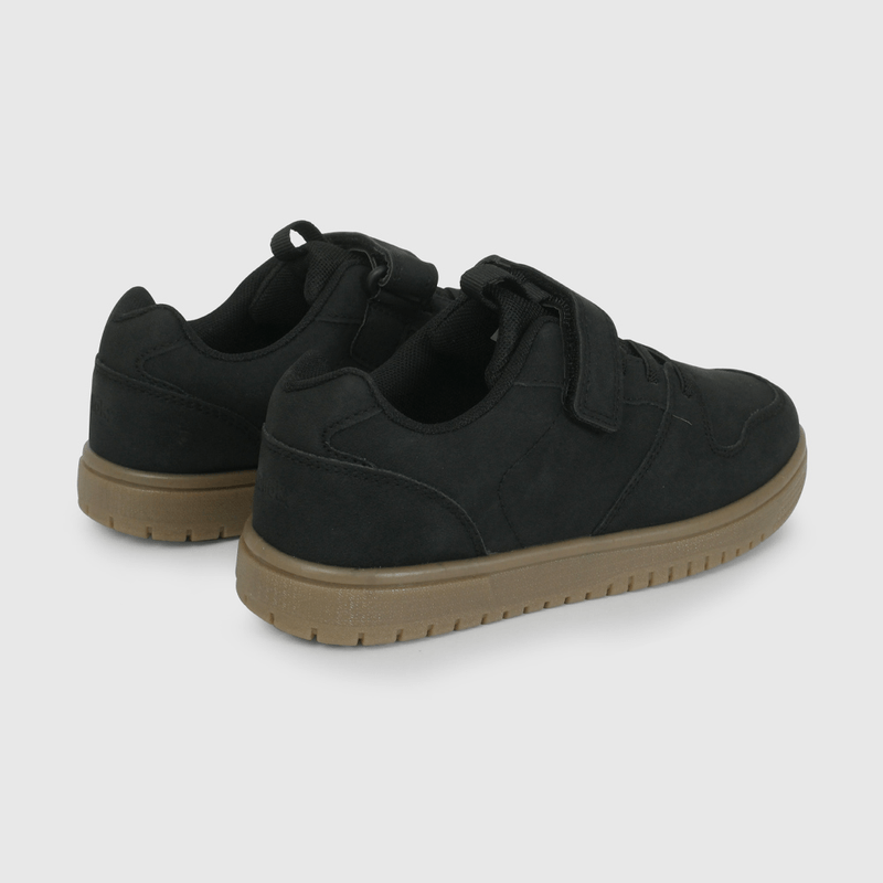 Zapatilla Urbana Negra de Niño talla 28 a 38