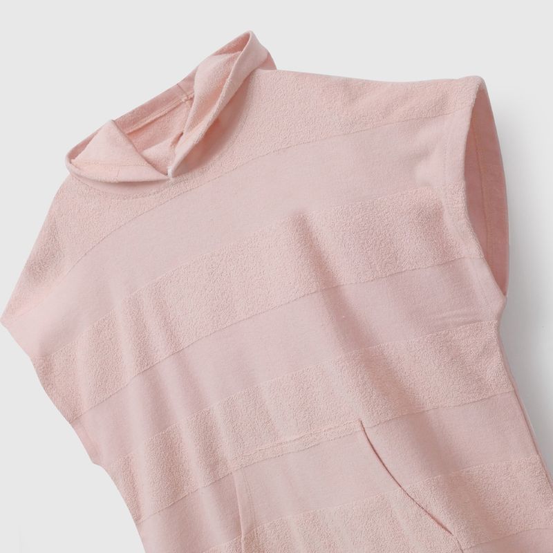 Toalla Con Capucha Rosado de Niña talla 2 a 4 añoss