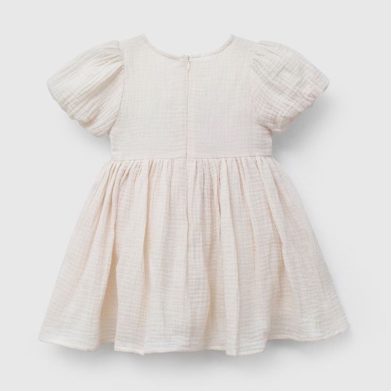 Vestido Bordado de Niña