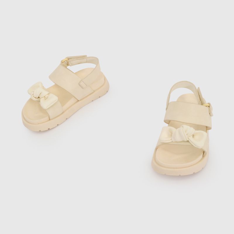 Sandalia de Vestir Amarilla de Caminante talla 21 a 27