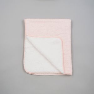Manta de bebe niña con chiporro rosada (talla única)